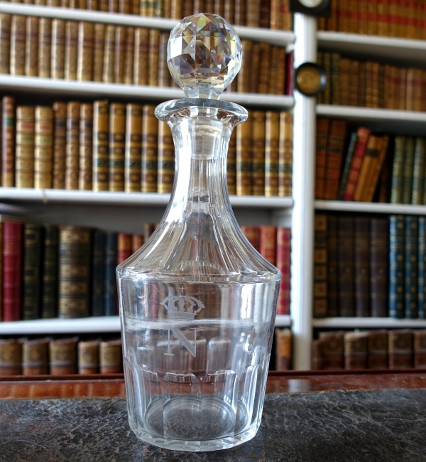 Baccarat crystal bottle, Napoleon III's Imperial tableware - mid 19th century