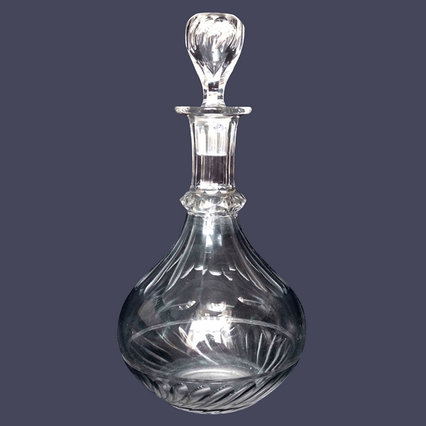 Carafe en cristal de Baccarat forme tulipe, époque Napoléon III