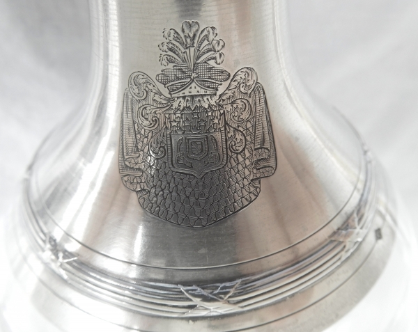 Carafe en cristal de Baccarat montée argent massif, armoiries du Duc d'Elchingen - poinçon Minerve