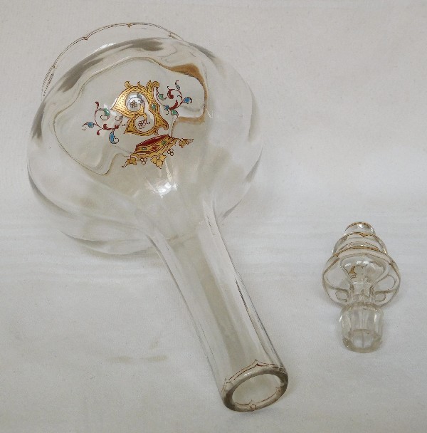 Carafe à vin en verre émaillé par Emile Gallé, couronne de marquis, monogramme B