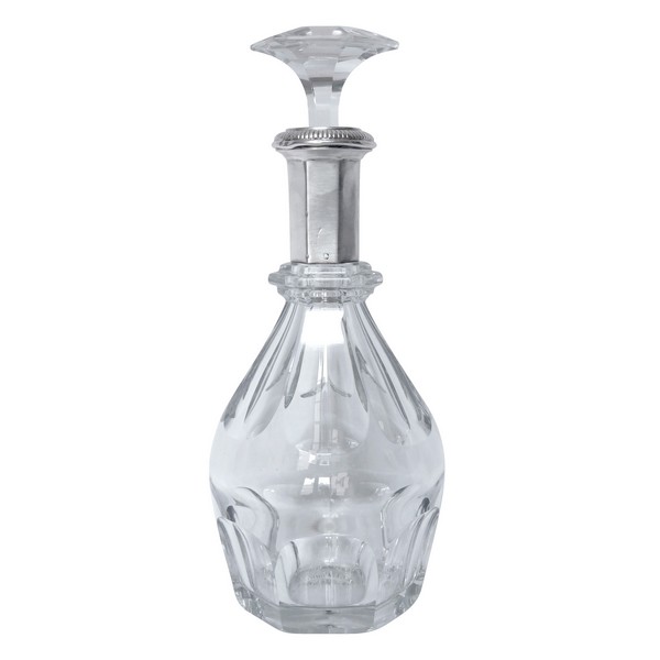 Carafe en cristal de Baccarat, monture en argent massif, modèle Harcourt, poinçon Minerve, par Olier Caron