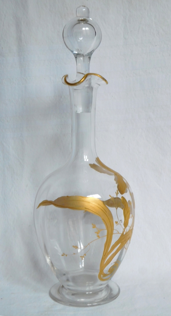 Baccarat crystal liquor decanter enhanced with fine gold, Art Nouveau period