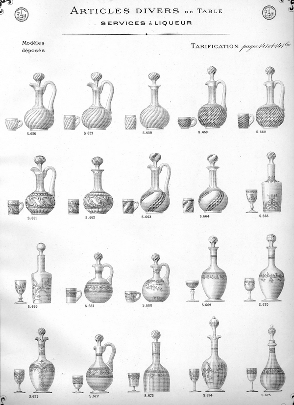 Carafe à liqueur en cristal de Baccarat rehaussé à l'or fin, époque Art Nouveau