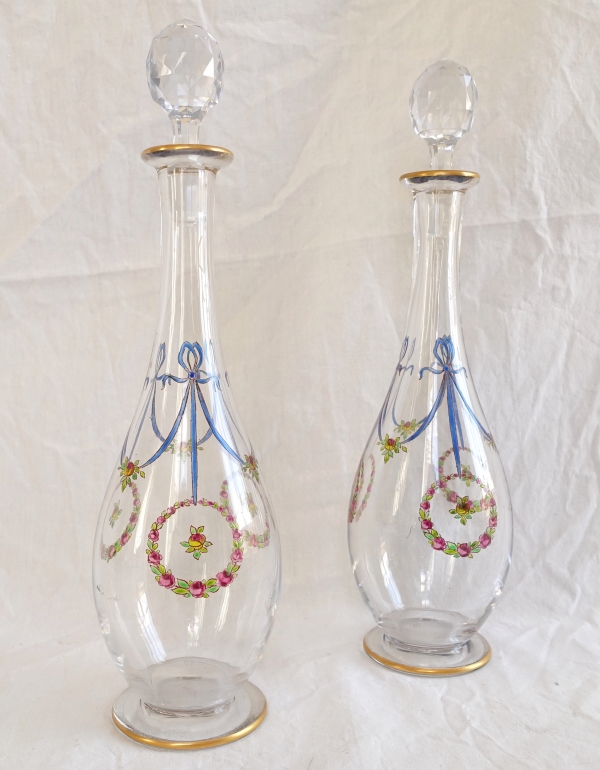 Carafe à liqueur en cristal de Baccarat émaillé et doré - rare modèle Art Nouveau d'époque 1900