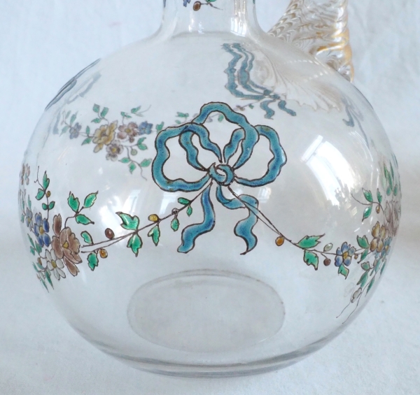 Carafe à liqueur en cristal de Baccarat émaillé et doré, style Louis XVI