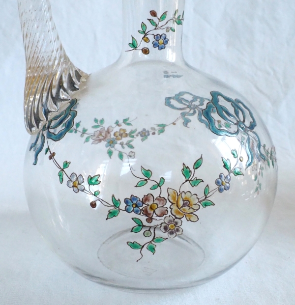 Carafe à liqueur en cristal de Baccarat émaillé et doré, style Louis XVI