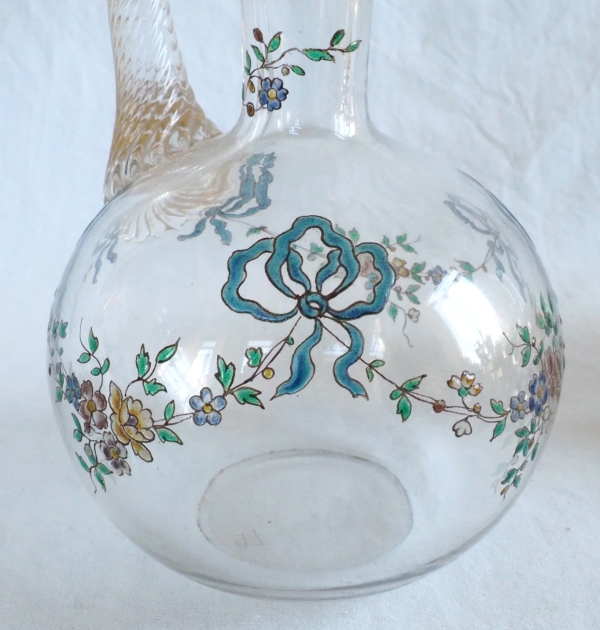 Carafe à liqueur en cristal de Baccarat émaillé et doré, style Louis XVI