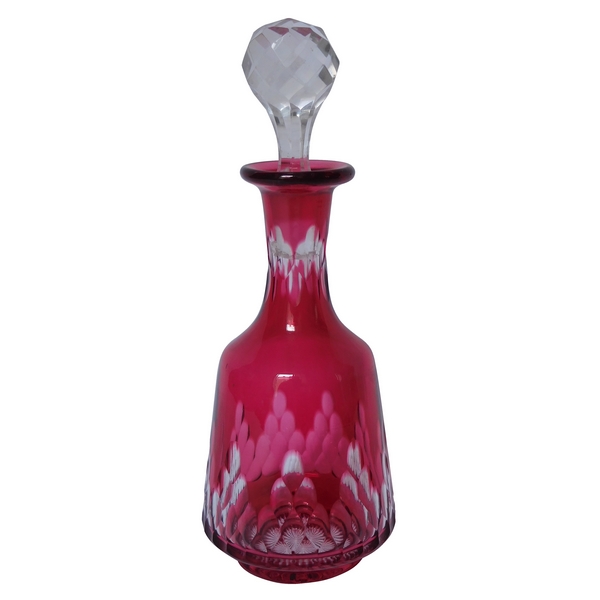 Carafe à liqueur en cristal de Baccarat overlay rouge / rose, modèle Richelieu, vers 1900