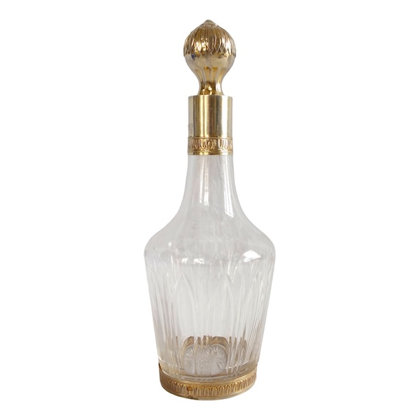 Carafe à liqueur en cristal de Baccarat taillé monture en vermeil - argent massif poinçon Minerve