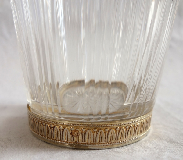 Carafe à liqueur en cristal de Baccarat taillé monture en vermeil - argent massif poinçon Minerve