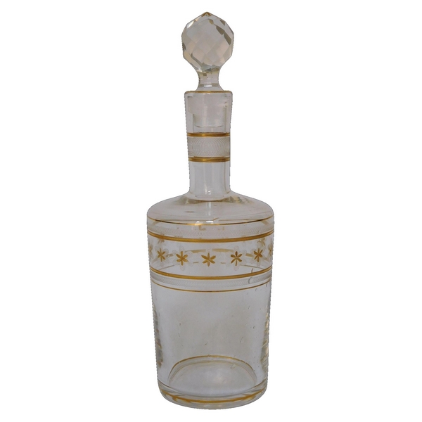 Carafe à liqueur en cristal de Baccarat gravée et rehaussée à l'or fin