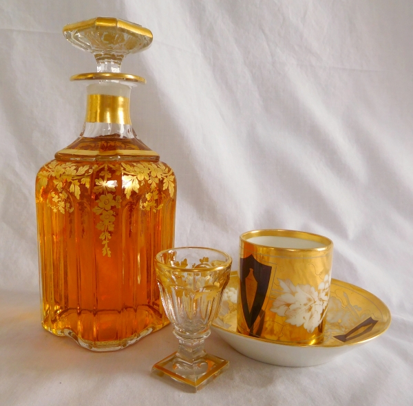 Carafe à liqueur / carafe à whisky d'époque Napoléon III en cristal de Baccarat doré