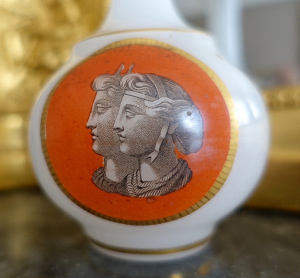 Baccarat crystal opaline liquor bottle - Napoleon III production