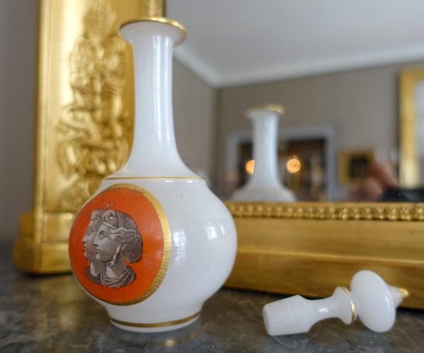 Baccarat crystal opaline liquor bottle - Napoleon III production