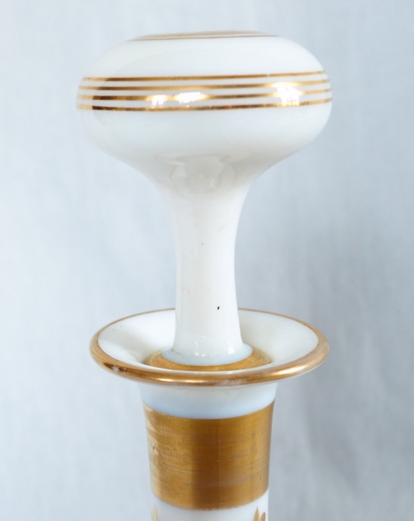 Baccarat crystal opaline wine decanter decorated with gilt fleur de lys - Napoleon III production