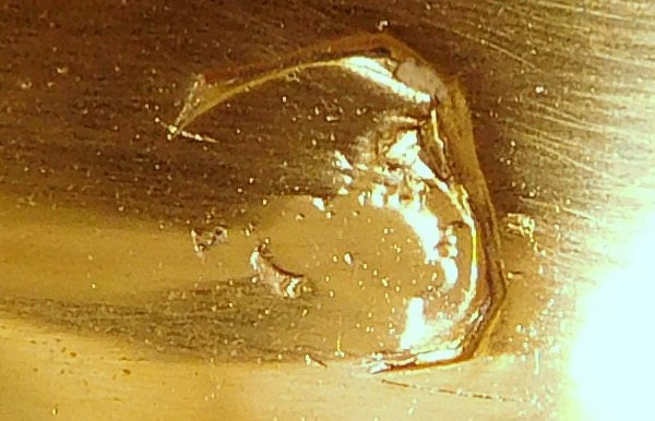 Carafe à vin en cristal de Baccarat, monture en vermeil