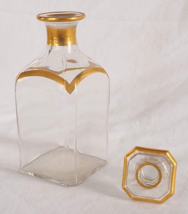 Carafe à whisky / cognac en cristal de Baccarat doré, époque fin XIXe siècle