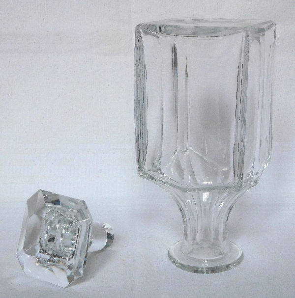 Carafe à whisky ou liqueur en cristal de Baccarat taillé