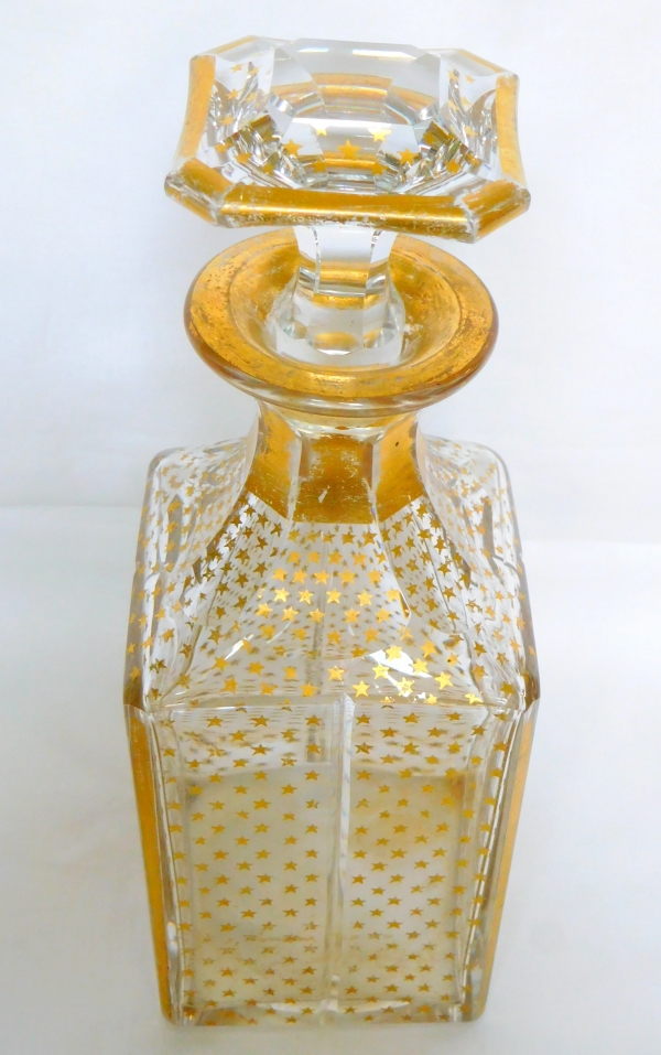 Carafe à whisky ou liqueur en cristal de Baccarat rehaussé d'étoiles dorées, époque Napoleon III