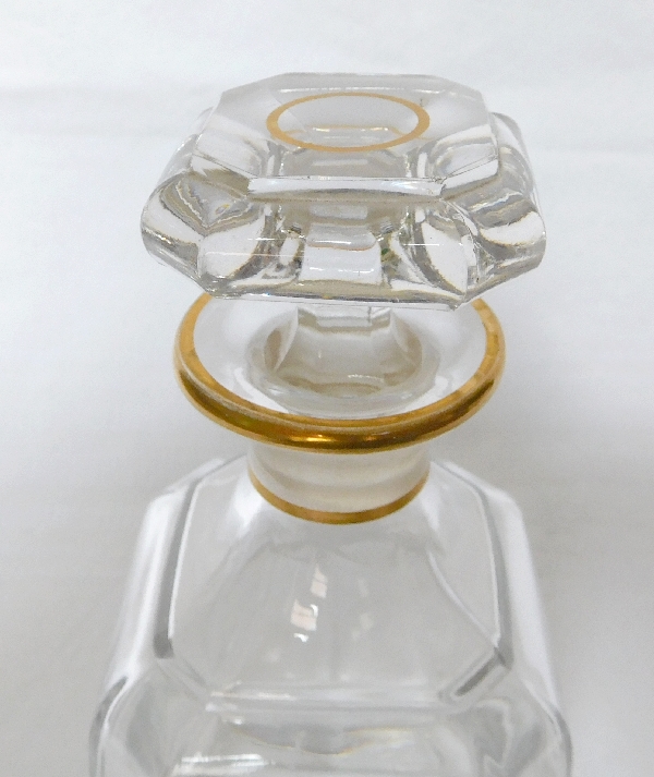 Baccarat whisky decanter enhanced with fine gold, mid 19th century