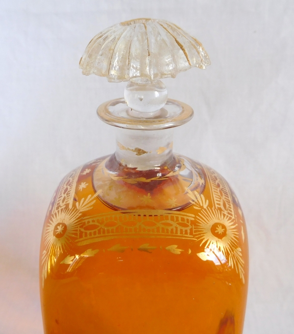 Blown glass whisky bottle enhanced with fine gold, Louis XVI production - 18th century