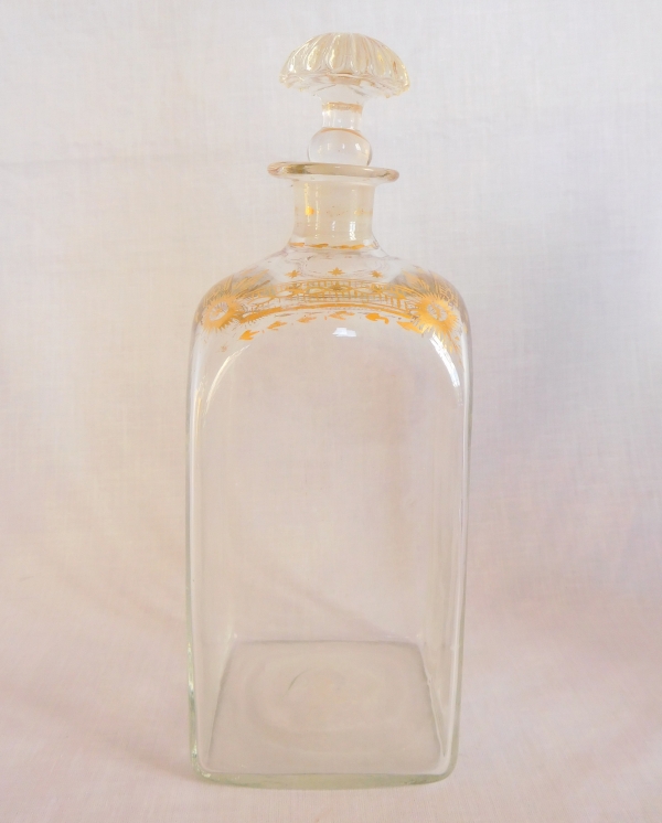 Blown glass whisky bottle enhanced with fine gold, Louis XVI production - 18th century