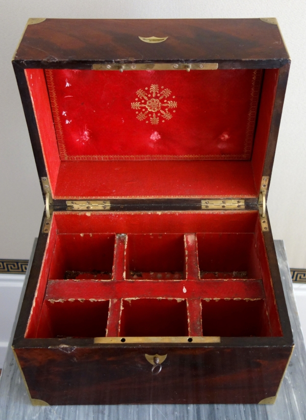 Cave à liqueur d'époque Empire en cristal du Creusot et acajou - complète avec ses verres