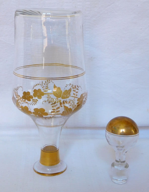 Cave à liqueur Napoléon III en bois laqué, cristal de Baccarat doré