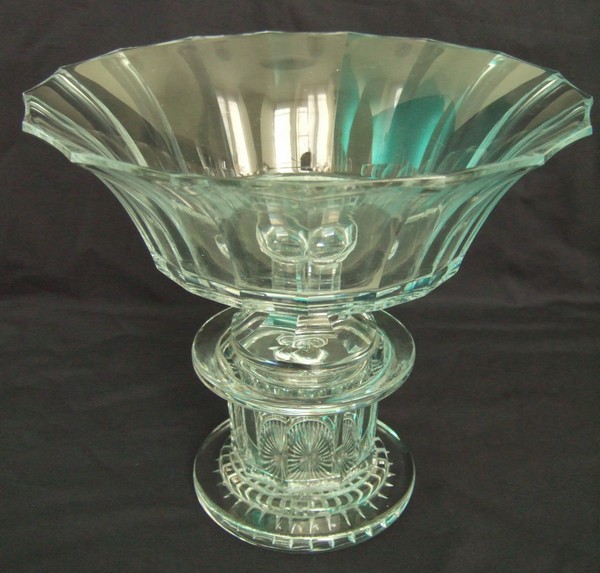 Grand centre de table en cristal de Baccarat, circa 1840