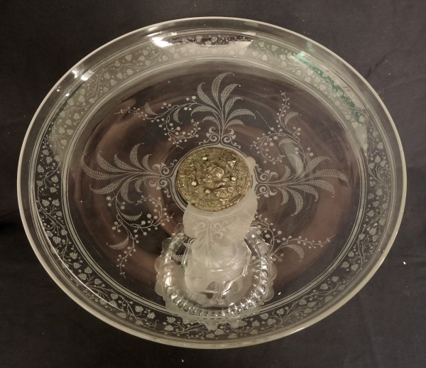 Grande coupe de surtout en cristal de Baccarat au dauphin, modèle fougères, fin XIXe siècle - centre de table