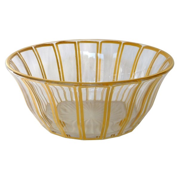 Coupe à bonbons en cristal de Baccarat, modèle Cannelures réhaussé de filets or