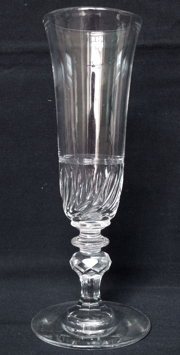 Flûte à champagne en cristal de Baccarat forme tulipe, époque Napoléon III