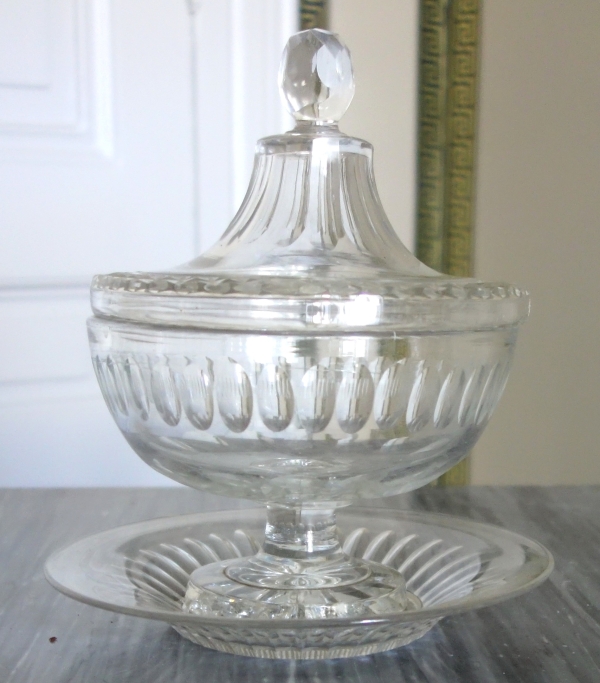 Drageoir en cristal taillé du Creusot d'époque 1830 - 1840