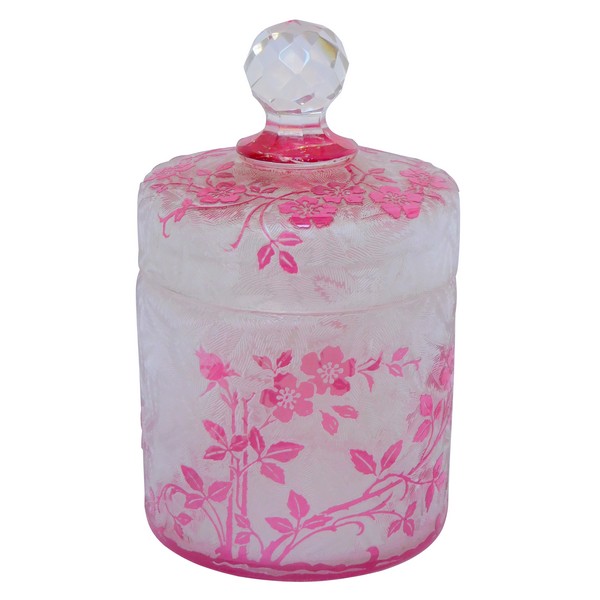 Boîte à poudre en cristal de Baccarat, modèle Eglantier rose