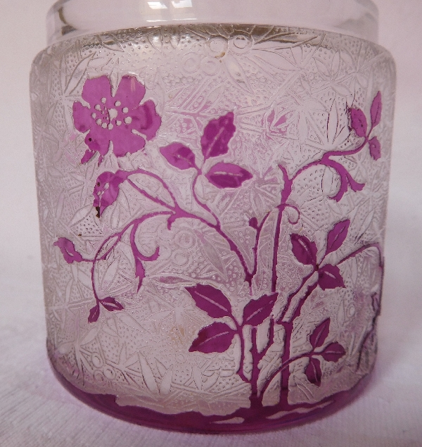 Boîte à poudre en cristal de Baccarat, modèle Eglantier violet - étiquette papier