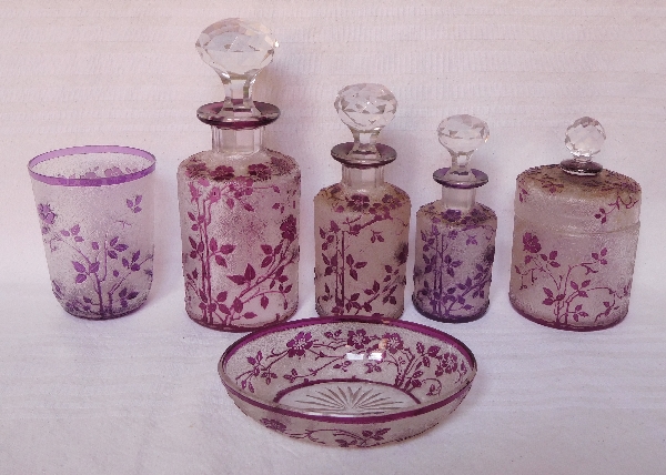 Baccarat crystal tooth glass, Eglantier pattern, purple overlay crystal