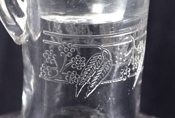 Baccarat crystal bottle, Mimosa pattern