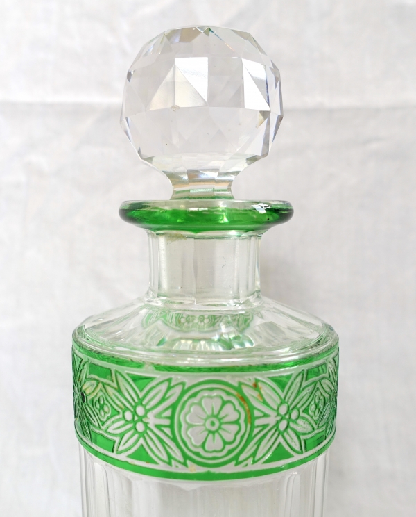 Baccarat crystal perfume bottle, Empire pattern, green overlay crystal - 15.2cm