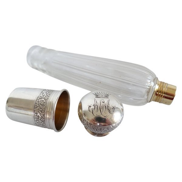 Couronne de Comte - flasque à alcool de chasse, monogramme M, cristal et argent massif Minerve