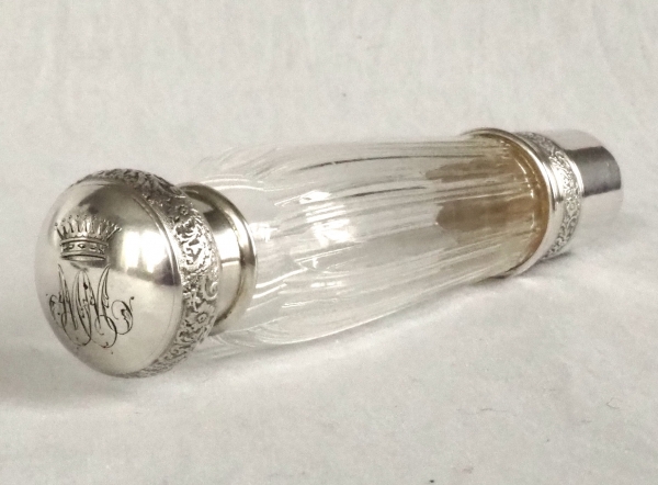 Couronne de Comte - flasque à alcool de chasse, monogramme M, cristal et argent massif Minerve