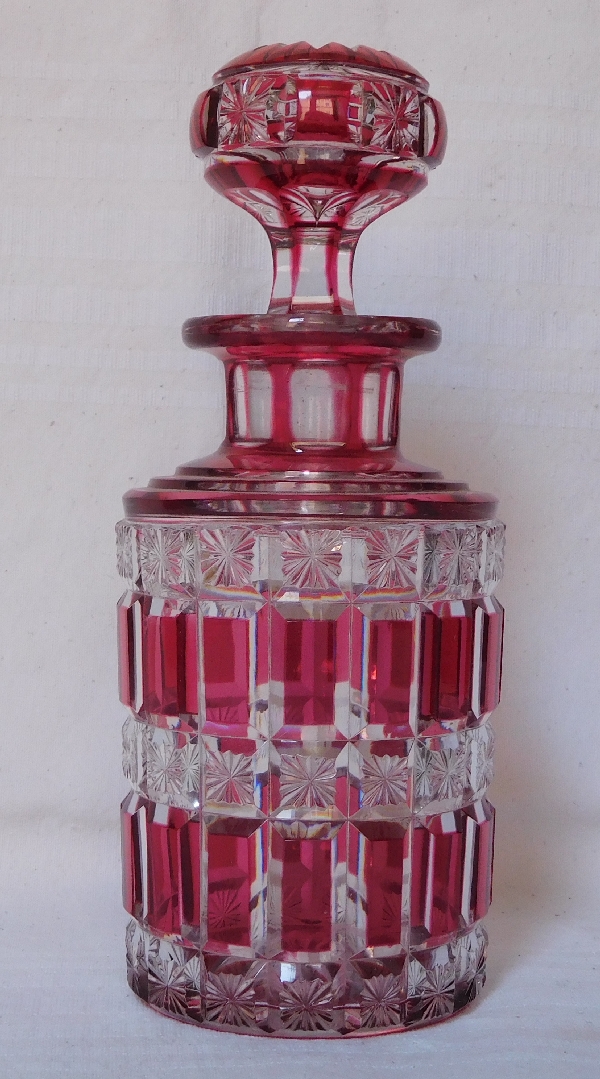 Baccarat crystal perfume bottle, pink overlay Diamants etoiles pattern