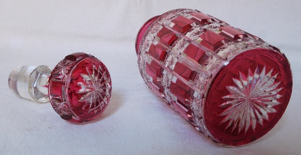Baccarat crystal perfume bottle, pink overlay Diamants etoiles pattern