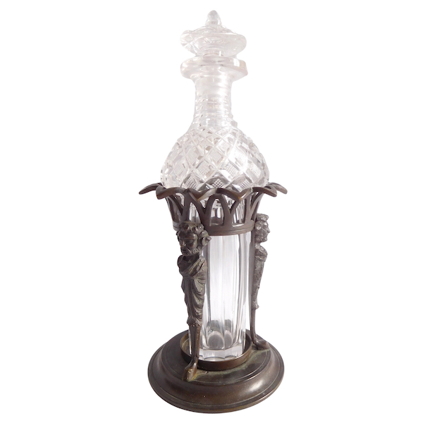 Flacon à eau de mélisse aux satyres cristal de Baccarat / Le Creusot et bronze patiné vers 1820