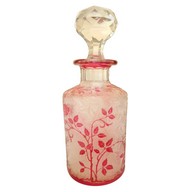 Flacon de toilette en cristal de Baccarat doublé et givré, modèle Eglantier rouge - 15,5cm