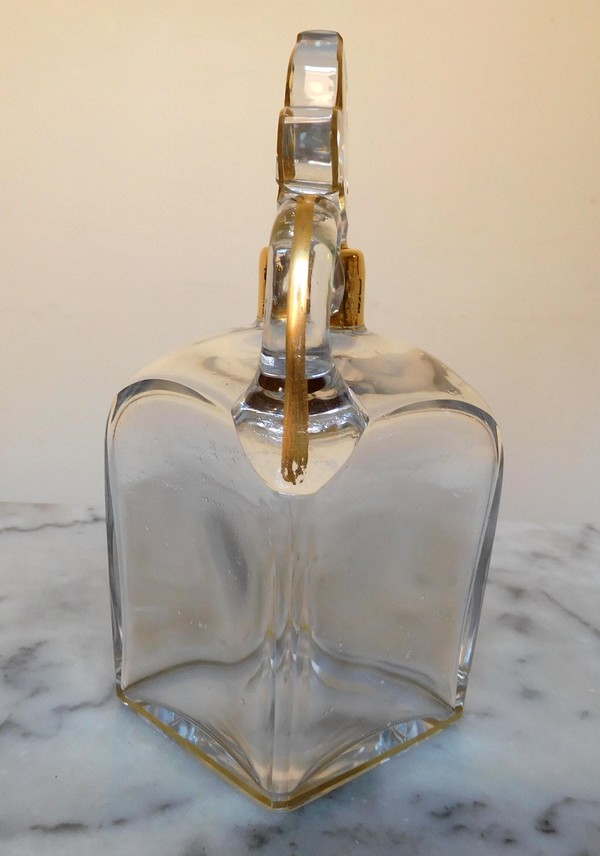 Flacon / carafe à whisky en cristal de Baccarat réhaussé à l'or fin, fleur de lys, vers 1900