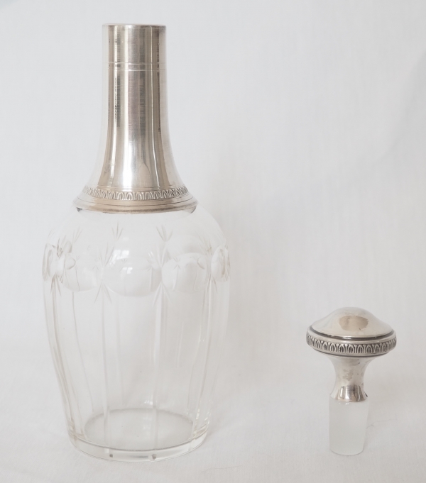 Carafe à liqueur en cristal de Baccarat, monture de style Empire en argent massif - poinçon Minerve