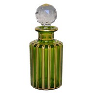 Grand flacon de toilette en cristal de Baccarat vert, filets dorés