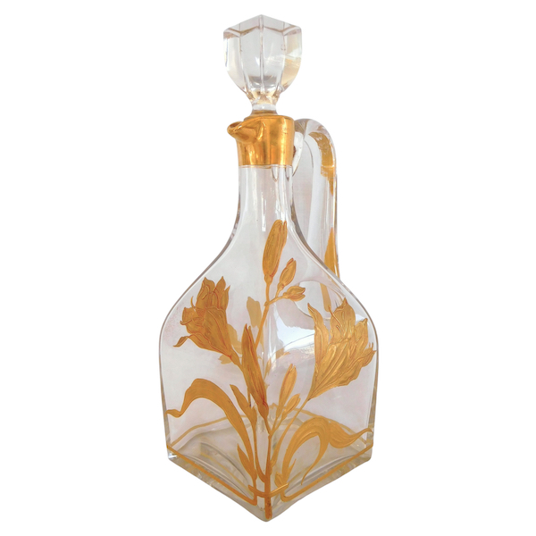 Baccarat crystal Art Nouveau whisky bottle enhanced with fine gold