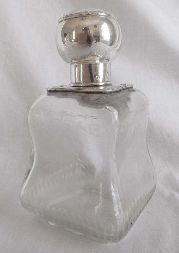 Baccarat crystal and sterling silver whisky bottle, coat of arms engraved - late 19th century