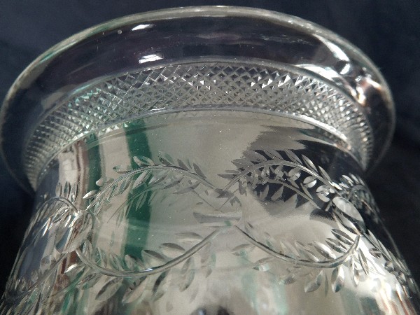 Vase en cristal de Baccarat et bronze argenté, modèle du Musée de Baccarat